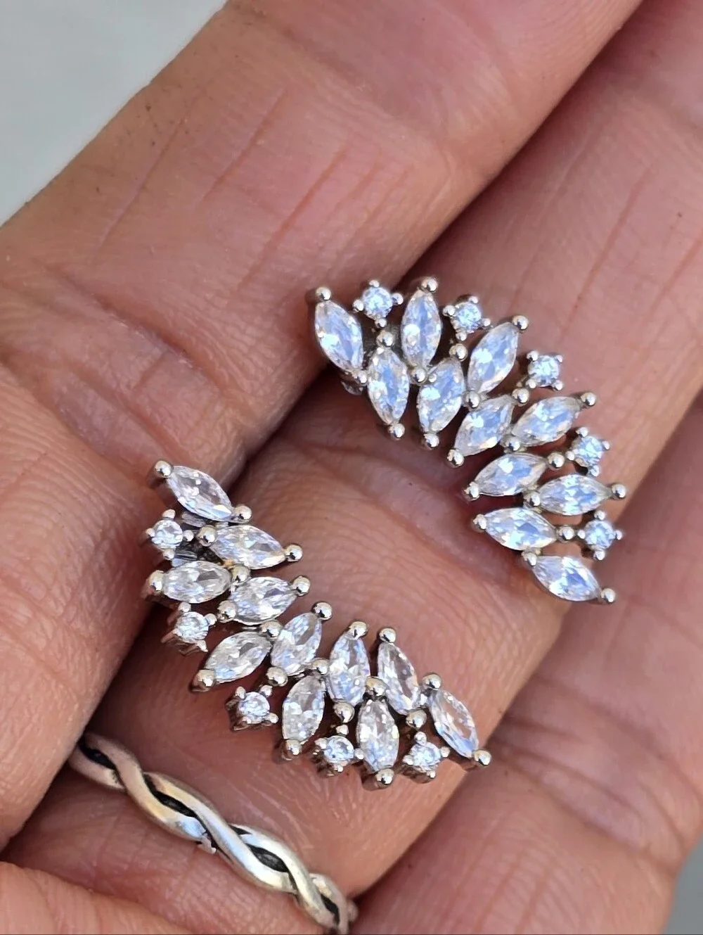 Gorgeous marquise-cut ear climber wings 925 sterling silver earrings